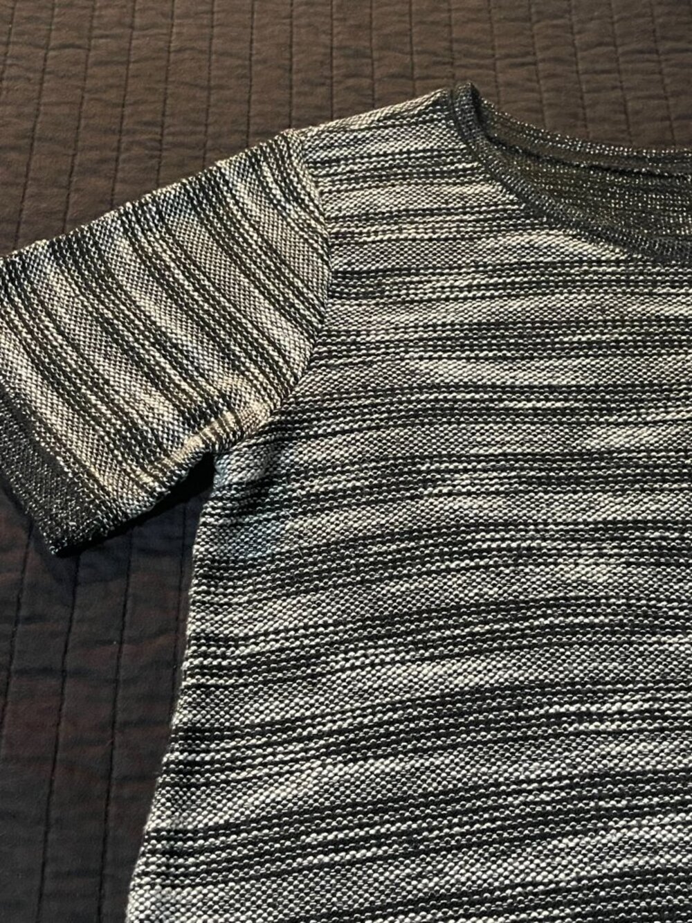 Old Navy Medium Maternity B&W Striped Short Sleeve Cozy Sweater Women's Top - Picture 10 of 12